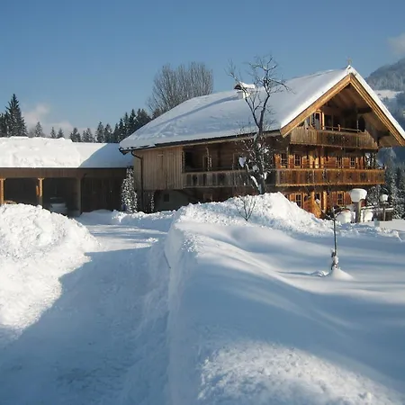 펜션 In Hopfgarten Near Skiwelt 호프가르텐 임 브릭젠탈